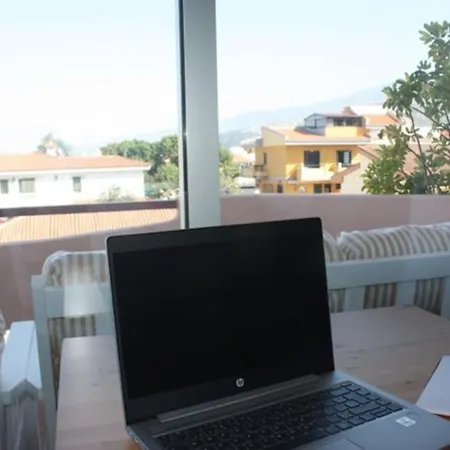 Apartamento Puerto De La Cruz: Loft, Terraza Y Piscina Puerto de la Cruz (Tenerife)