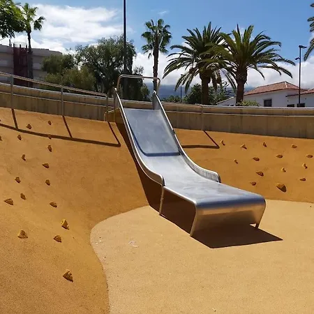 Puerto De La Cruz: Loft, Terraza Y Piscina アパート