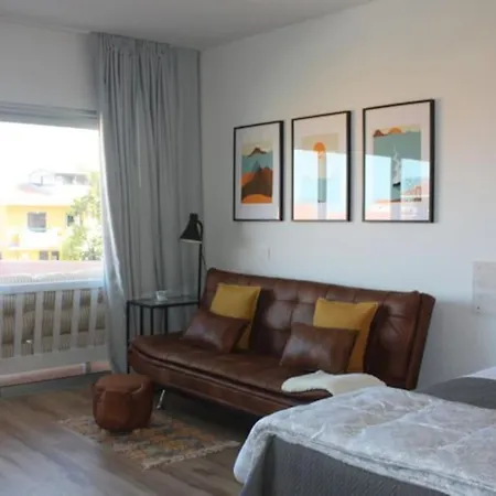 Puerto De La Cruz: Loft, Terraza Y Piscina アパート