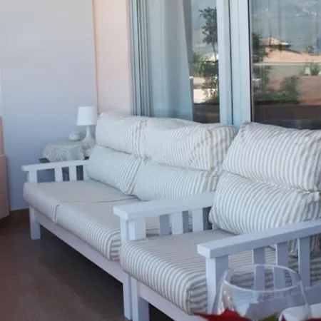アパート Puerto De La Cruz: Loft, Terraza Y Piscina