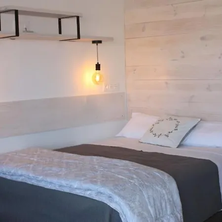 Puerto De La Cruz: Loft, Terraza Y Piscina アパート